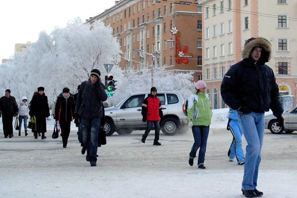 Сегодня был сильный мороз. Мурманск Мороз. Мурманск самый сильный Мороз. Самый сильный Мороз в Мурманске фото. Самые сильные Морозы в Шушенском.