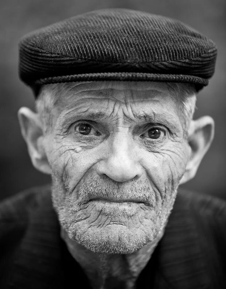 Old man face. Лицо старика. Портрет человека. Пожилой мужчина. Фотопортрет старика.