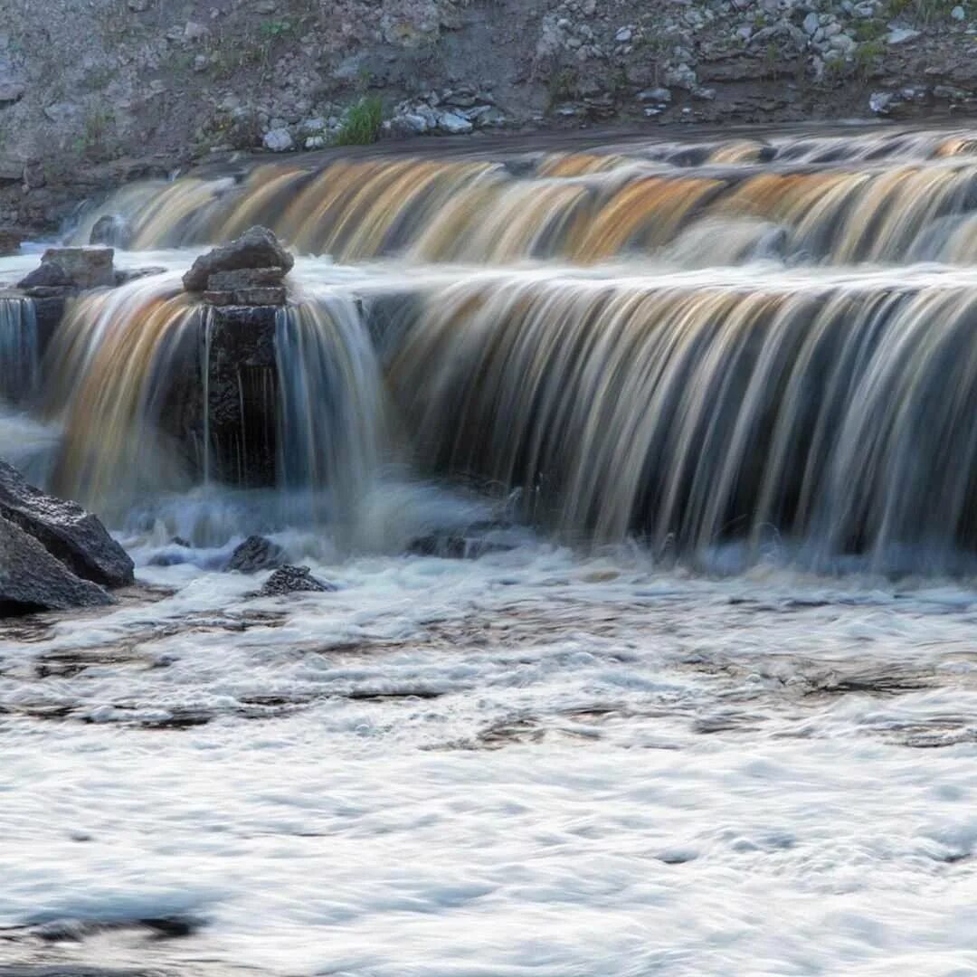 Большой тосненский водопад. Тосненский (Гертовский) водопад,. Саблинские водопады Тосно. Тосненский водопад Саблинский водопад. Большой водопад в Саблино.