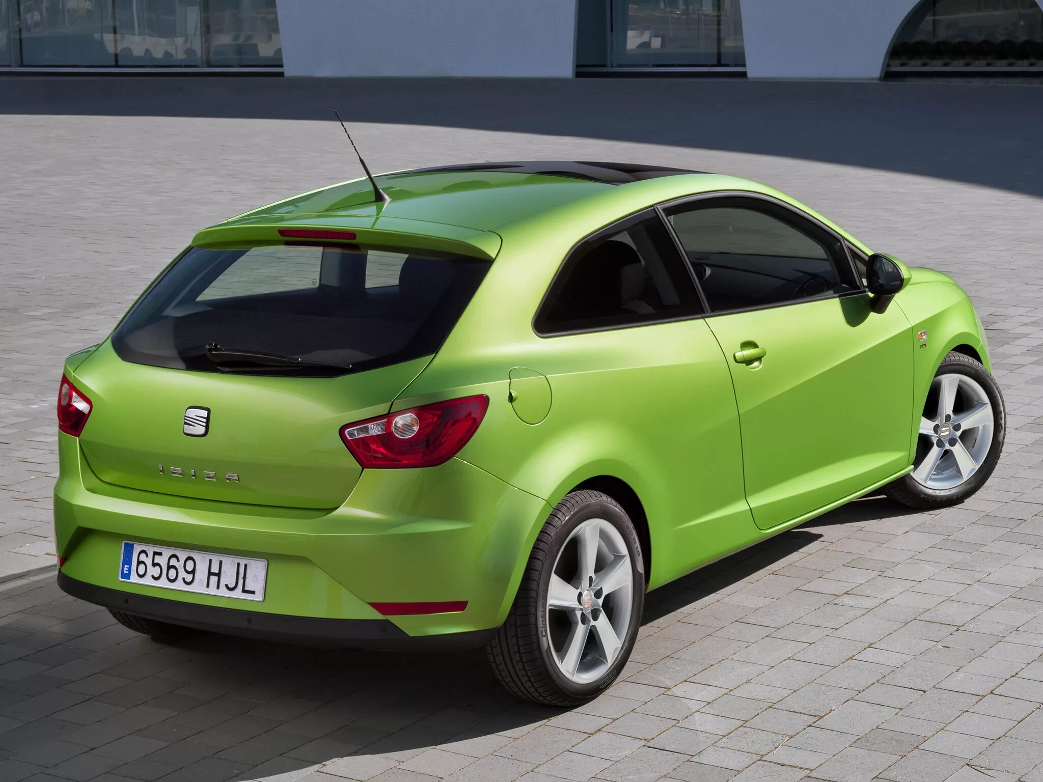 Сеат Ибица 2012. Seat Ibiza 3. Сеат Ибица хэтчбек. Seat Ibiza хэтчбек 2012. Где купить хэтчбек