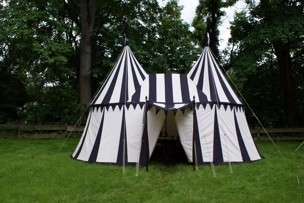 Ярмарочные шатры. Палатка геолог 6. Ярмаророчная палатка изометрия. Шатер китай. Ярмарочная палатка 4.