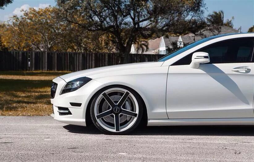 Диски vossen cv3. Воссены cv3. vossen cv3 белые. воссен cv cls. mercedes cls vossen cv3 универсал.