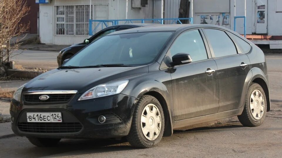 Форд фокус хэтчбек серый 2011. Форд фокус 2 Рестайлинг хэтчбек 1.6. Ford Focus 2 Рестайлинг седан. Ford Focus 2010 хэтчбек. Купить фокус в нижнем новгороде