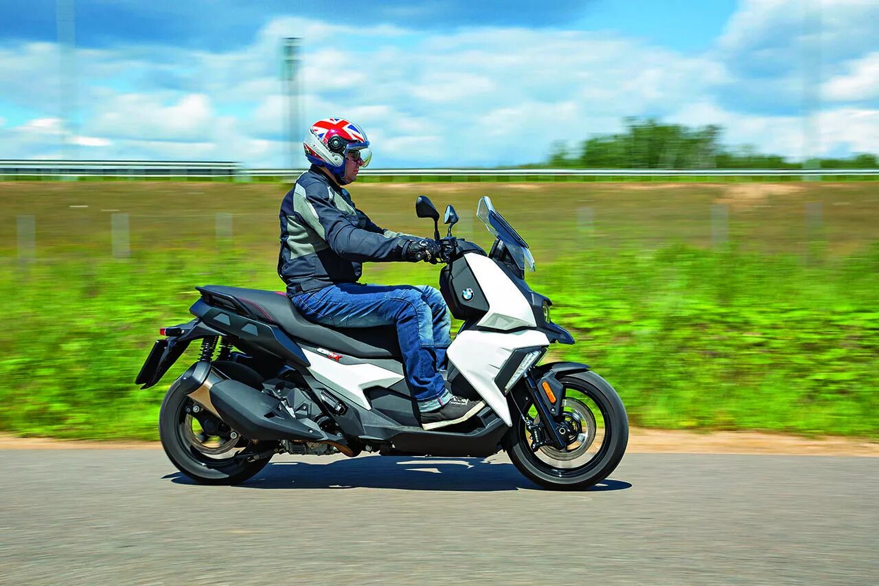 Bmw c 400 gt. Скутер бмв с 400 gt. Скутер бмв с 400 gt. Скутер bmw c 400 gt. Bmw gt 400 скутер.