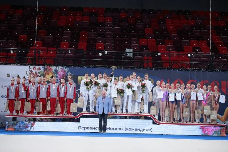 медали по фигурному катанию на олимпиаде 2022. шахматная федерация москвы. сшор. шахматная школа юность москвы. спортсмены по фехтованию.