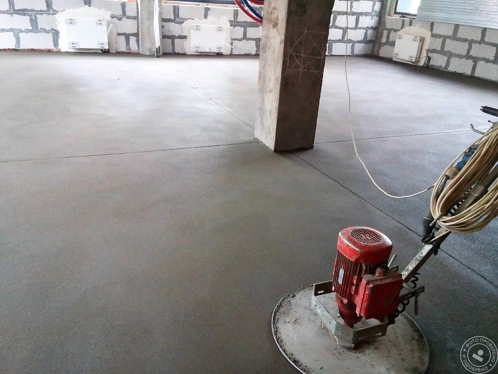 устройство полусухой стяжки. устройство полусухой стяжки. полусухая стяжка пола с фиброволокном. стяжка пола. стяжка.