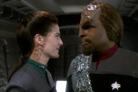 Dax & Worf on DS9... am I the only one who had a HUGE crush on Terry Fa...
