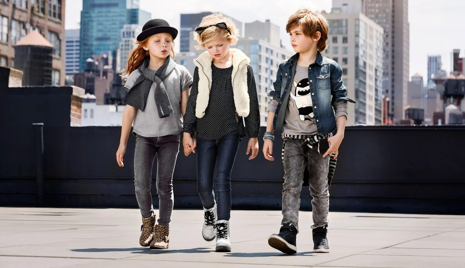 Модная одежда для подростка. Одежда для подростков. Модная подростковая одежда. Одежда для подростков. Подростковая одежда 2023.