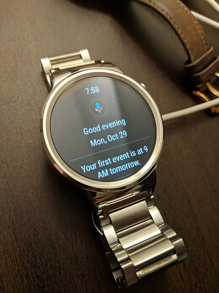 Huawei watch Wear os. Хуавей вотч 1. Часы Хуавей вотч 2015. Часы Huawei watch got 2.