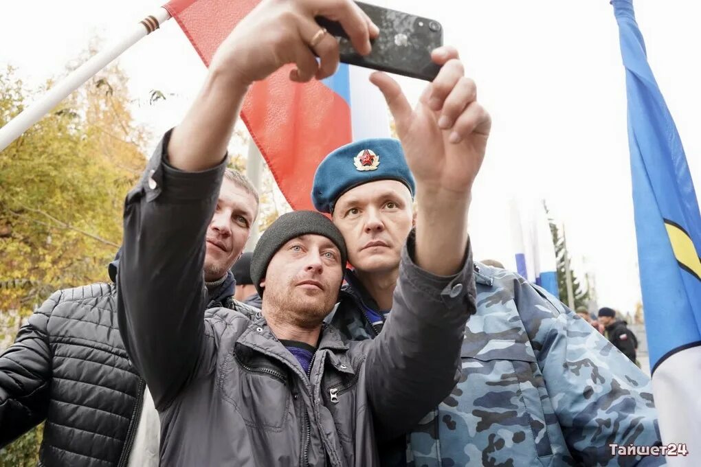 Кобзев губернатор иркутской. Мобилизация в иркутске 2022. Мобилизованные иркутская область. Мобилизация иркутск. Мобилизация.