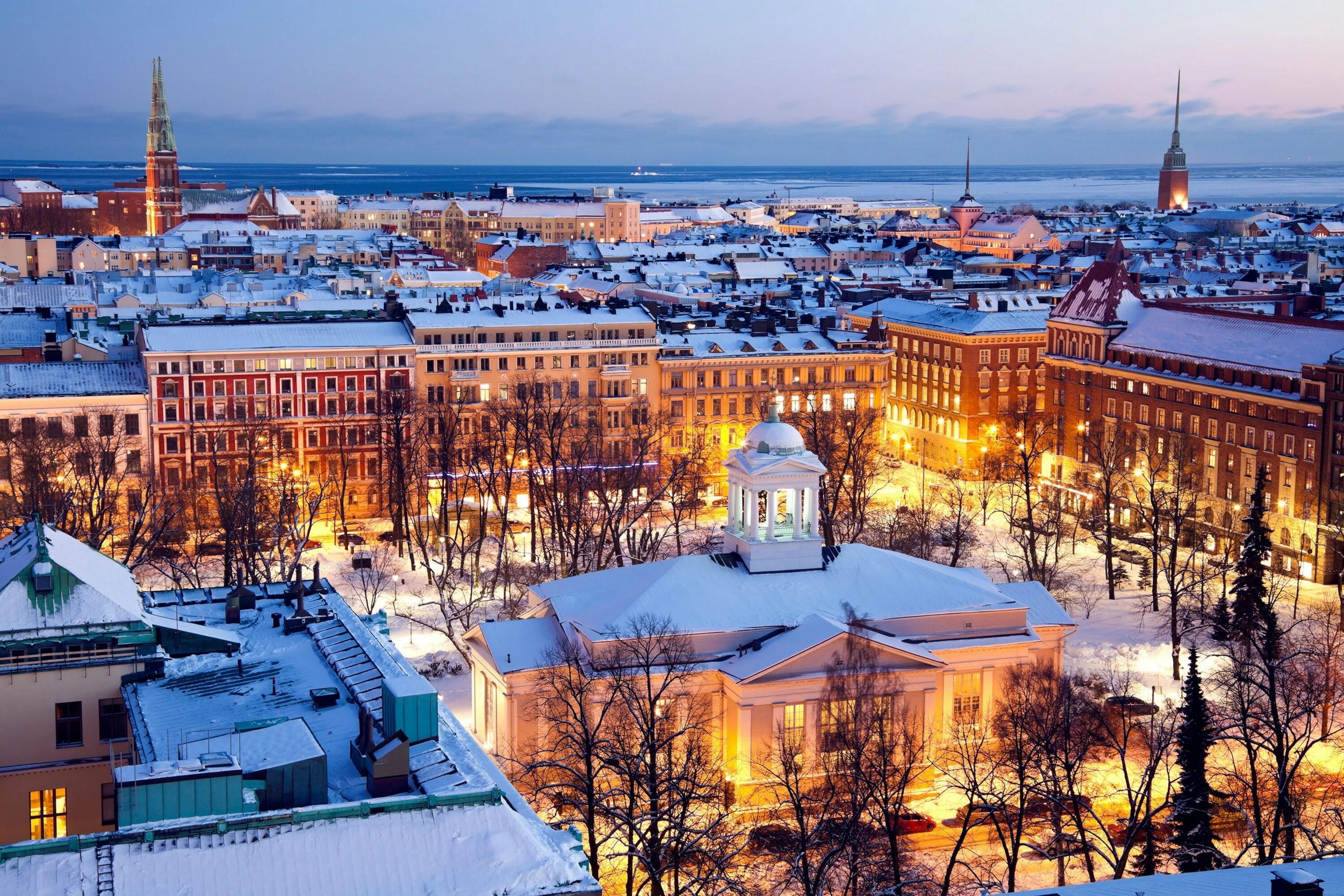 Хельсинки столица Финляндии. Финляндия Хельсинки зимой. Хельсинки центр города. Хельсинки столица зимой.