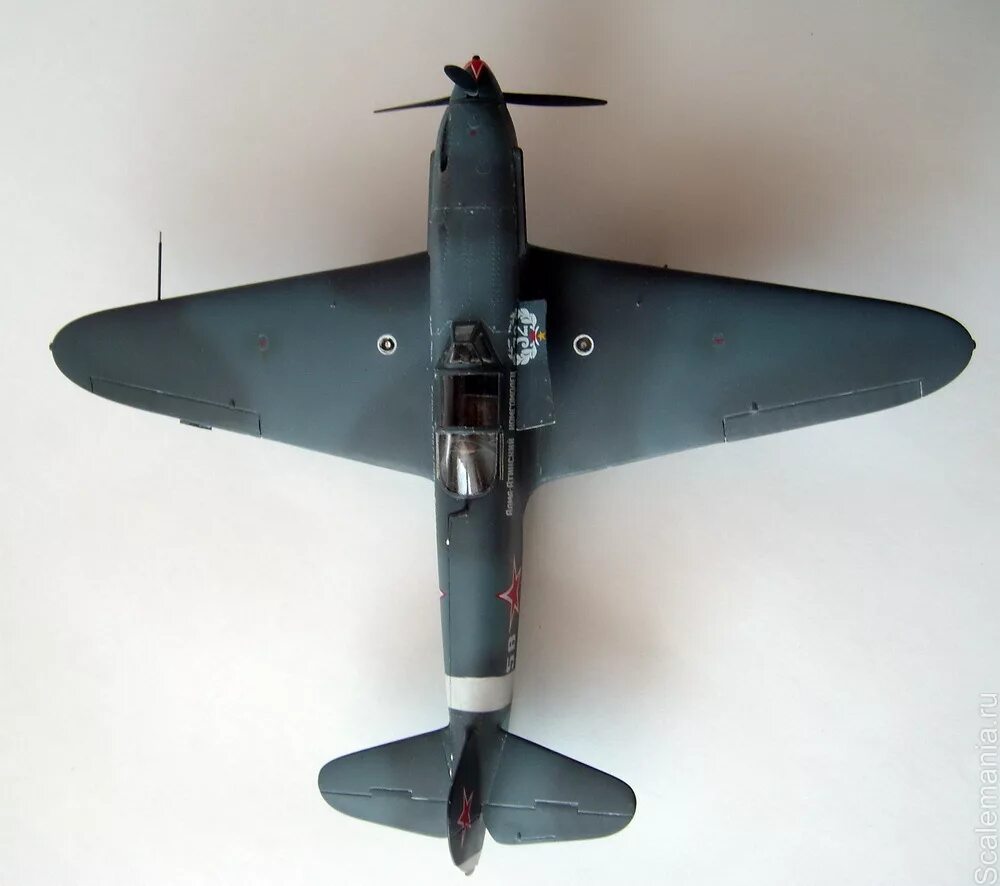 B-25j mitchell 1/48 revell. су-2 1/48. сборная модель 4817 советский истребитель як - 1 б. як-1 1/48. як-1 1/48 звезда.