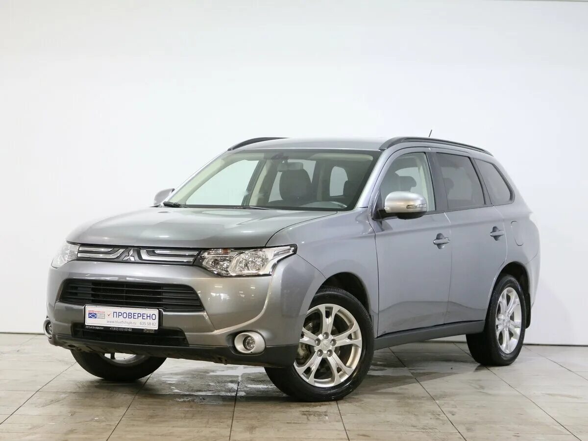 Toyota outlander. 0 cvt 146 л с. Highlander toyota 2012 3. 4. Мицубиси аутлендер 2013-2014.