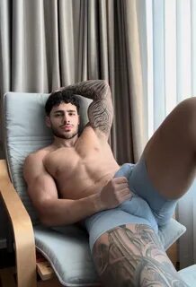 HOT MEN WORLD @hot_men_world - Twitter Profile Sotwe
