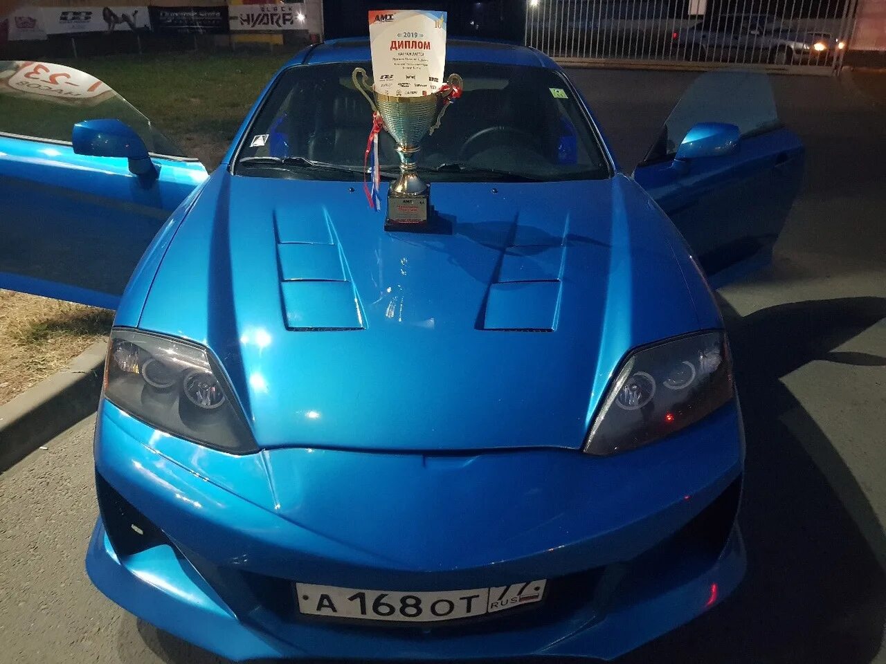 Ч 71. Hyundai Tiburon автозвук. Тибурон автозвук. Хюндай Тибурон на автозвуке. Хонда Тибурон чемпион Европы по автозвуку.