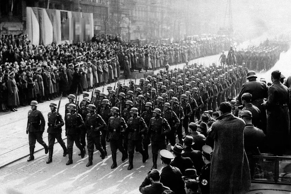 Фашистские митинги. Парад рейха 1939. Армия Германии 1939. Армия Германии 1939 парад. Парад  третьего рейха 1938.