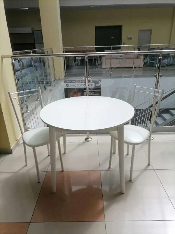 Найти 12 стульев столы и стулья. Стол с 12 стульями. 12 стульев новотроицк. Стол массив венге со стульями. Мебельный салон шилова чита.