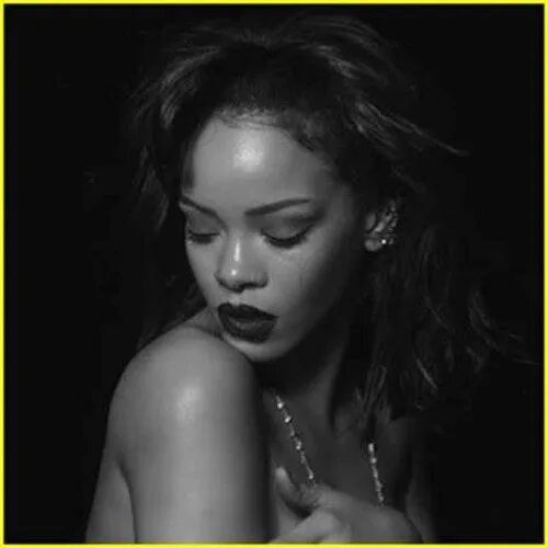 Рианна Кисс ИТ беттер. Rihanna Kiss. Rihanna Vevo'. Rihanna черно белый клип. Rihanna kissed