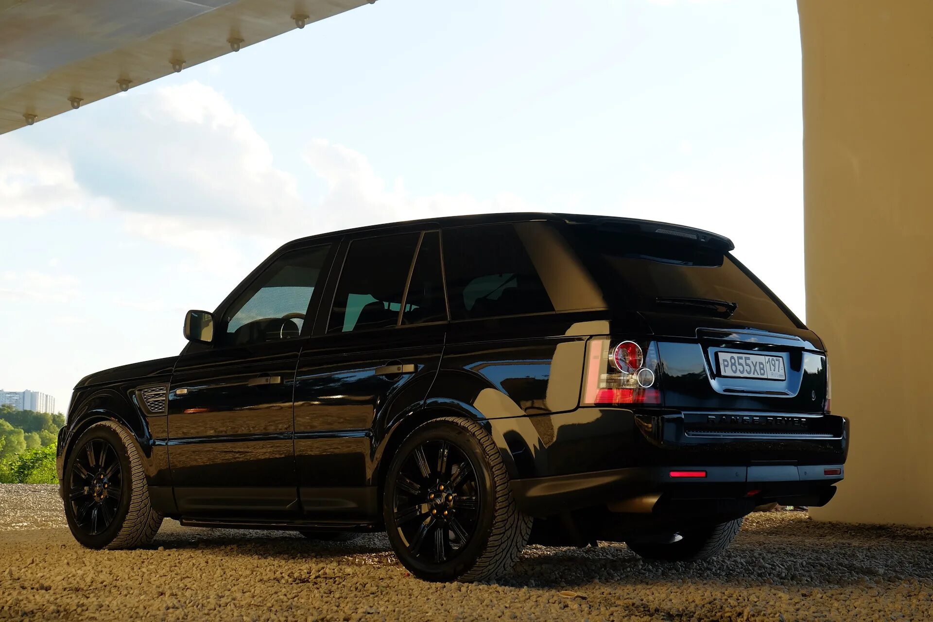 Range rover sport 1. Range rover sport 2 поколения. Range rover supercharged 2013. Land rover range rover sport 1. Range rover sport 2009.