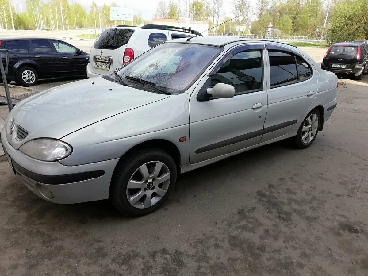 Рено Меган 2001 седан. Рено Меган 1 2001. Renault Megane 1.6 МТ 2001. Рено Меган Классик 2001. Купить меган 1 рестайлинг