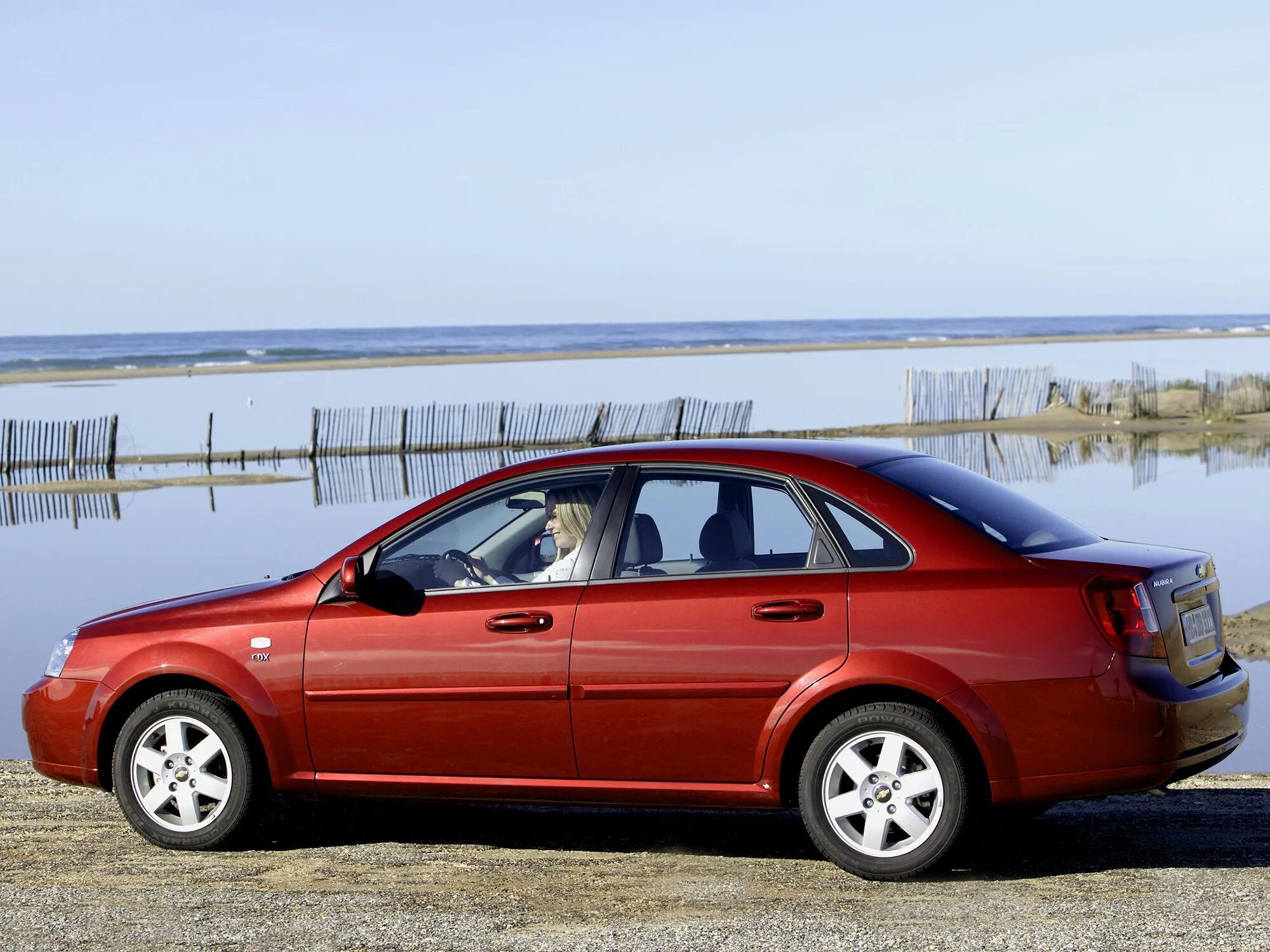 Автомобиль лачетти универсал. Chevrolet Lacetti 1. Chevrolet Lacetti седан. Chevrolet Lacetti 1.6. Chevrolet Lacetti 2004 седан.