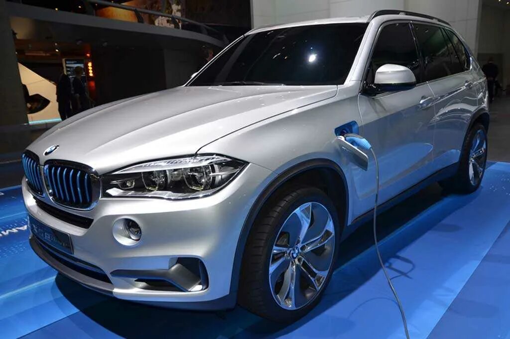 BMW x5 Hybrid. BMW x5 Plug in Hybrid. BMW x5 EDRIVE. BMW x5 Hybrid 2022. Бмв х5 гибрид