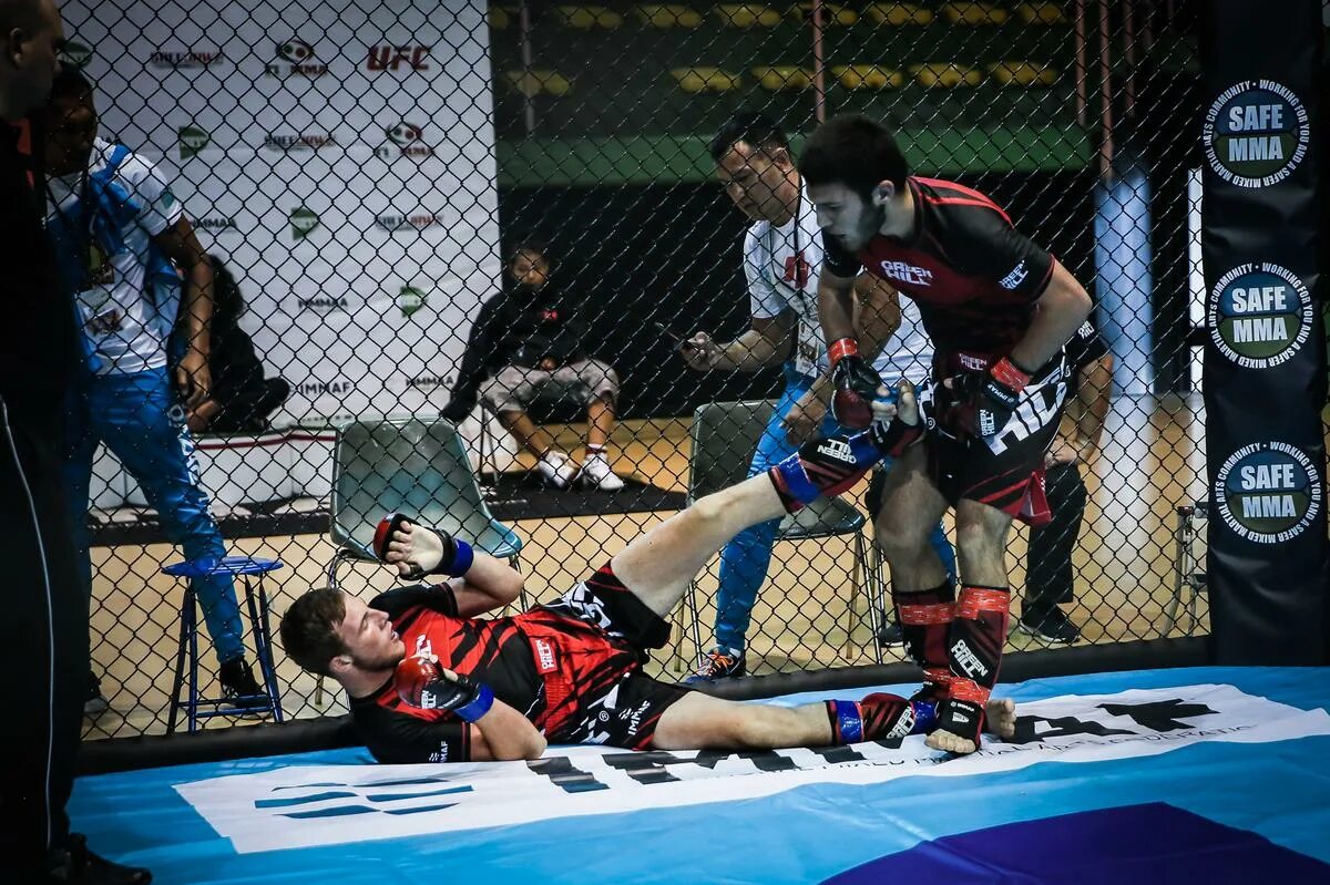 Сайт союза мма. Федерация мма россии. Джамал меджидов боец. Наклейка союз мма. Союз мма россии вектор.