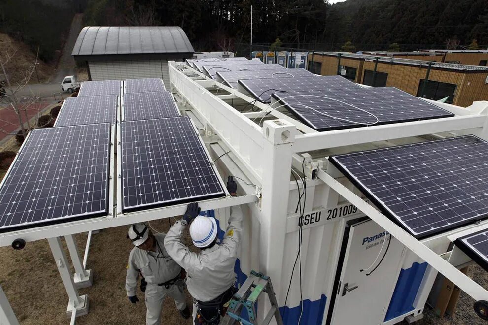 солнечные батареи mps 360m. солнечная электрическая система. солнечная электрическая система. солнечная электрическая система. крепление солнечных панелей к кровле.