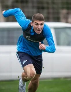 Мусаев футболист
