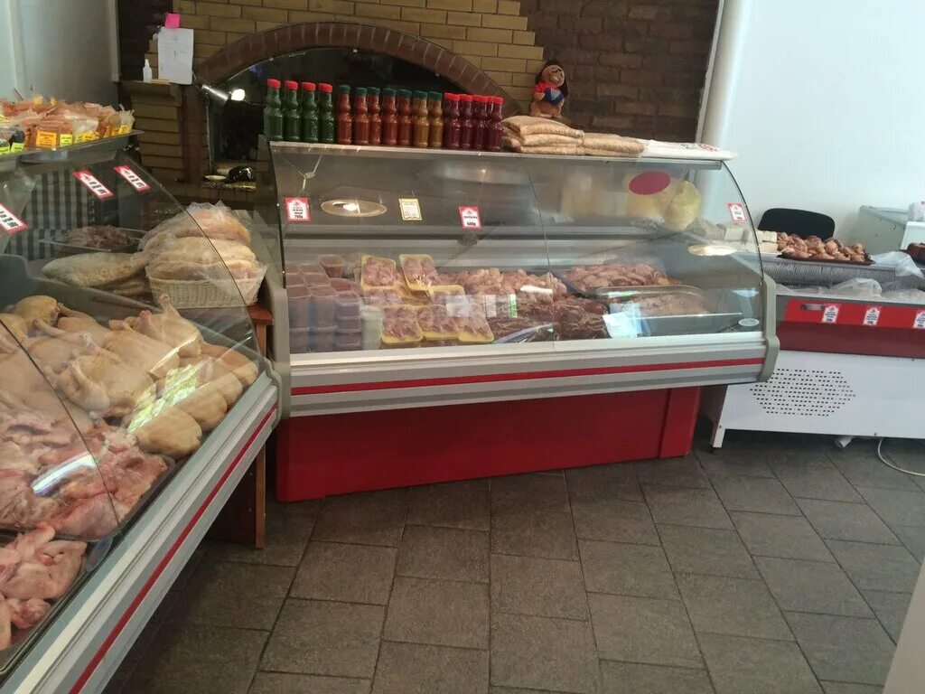 Мясокомбинат новороссийский. Жора-обжора магазин. Мясной магазин новороссийск. Героев десантников 89 новороссийск панорама. Проспект ленина 27 новороссийск.