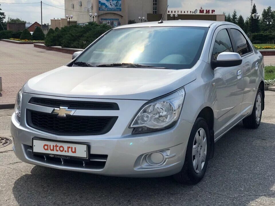 Шевроле кобальт купить в спб. Шевроле кобальт 2. Chevrolet Cobalt 2013. Chevrolet Cobalt серебристый. Chevrolet Cobalt 2 pozitsiya.