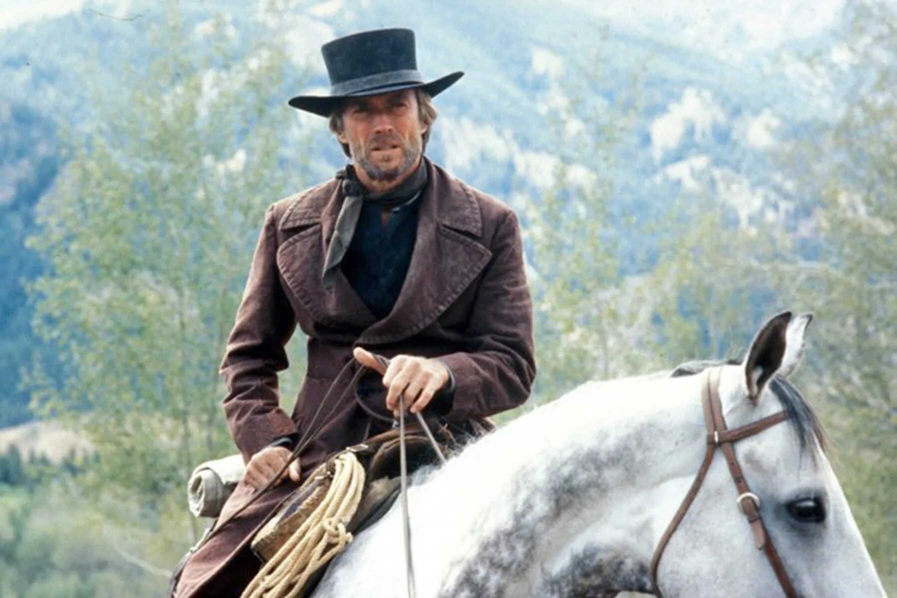 40 50 годы вестерны. Бледный всадник Клинт Иствуд. Клинт Иствуд на лошади. Клинт Иствуд pale Rider. Клинт Иствуд ковбой.