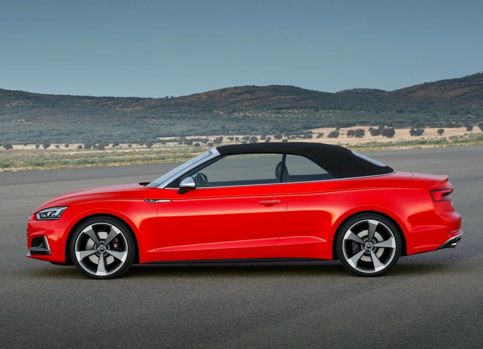 Седан кабриолет купе 5 букв. Audi a5 cabriolet. audi a5/s5 cabriolet. audi a5 convertible. ауди а5 купе кабриолет.