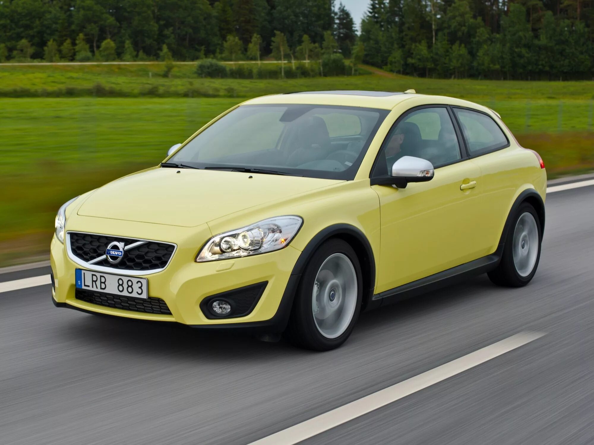Volvo c30 2010. Volvo хэтчбек c30. Вольво ц30. Volvo c30 r. Volvo c30 facelift.