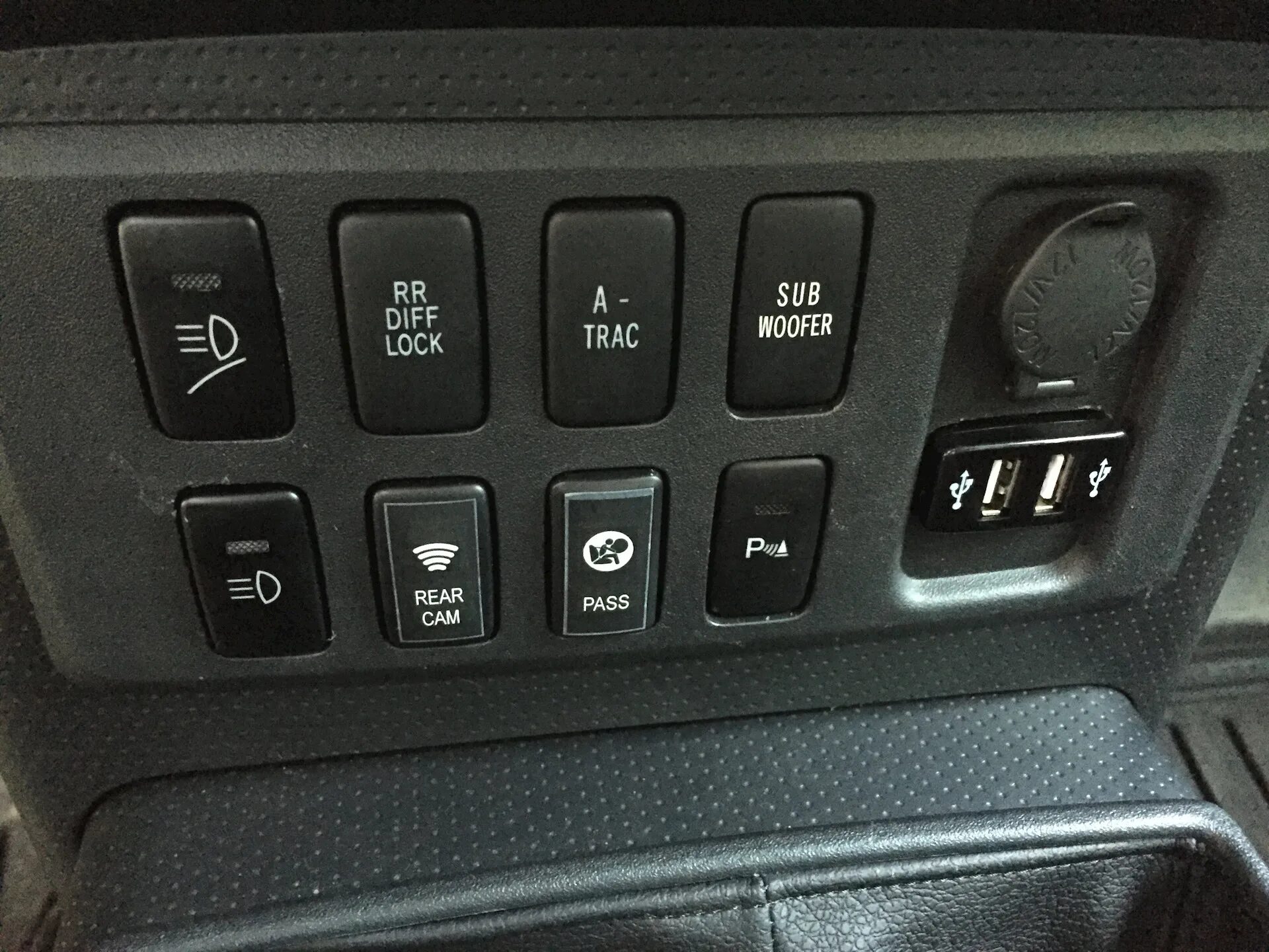 5 diesel diff lock manual. Diff lock toyota land 95. Diff lock lc100. Diff lock prado 90. Кнопка diff lock land cruiser 100.