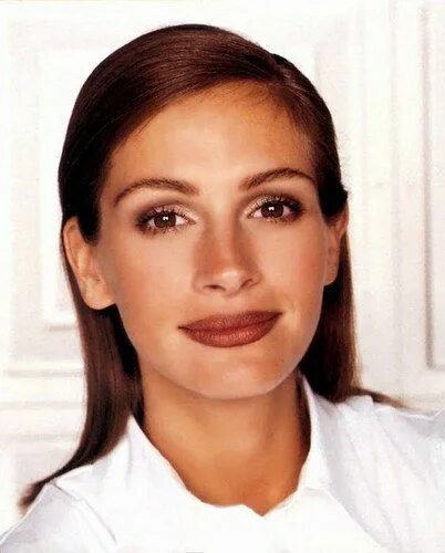 You Won't Believe How Much Julia Roberts Has Changed Cool hairstyles, Julia robe
