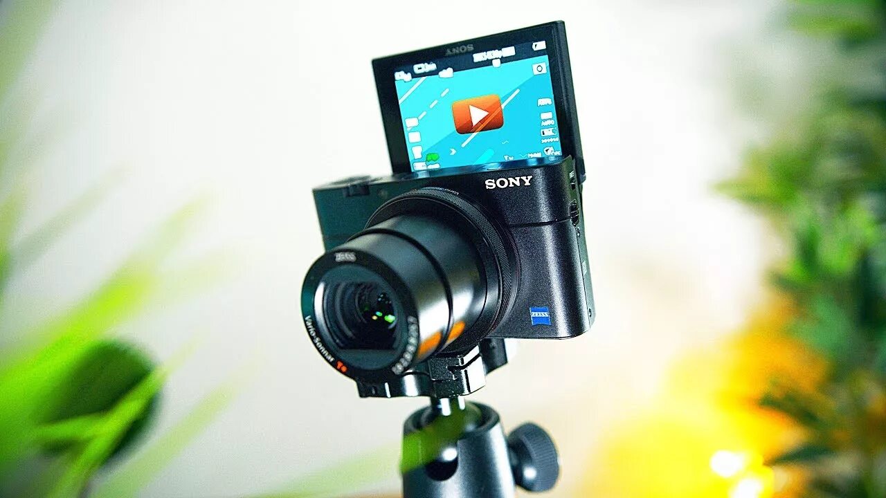 Камера Sony 1500. Фотоаппарат для блоггеров Sony a3000. Видеокамера для съемки роликов. Камера для съемки Блоггера. Сколько стоит снимать видео