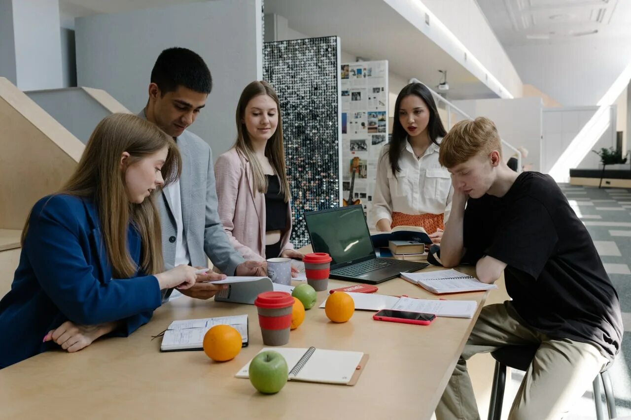 ский сервис питерский стартап. стартапы петербурга. максимов игорь владимирович ареопаг. Spb startup day екатерина. конкурс студенческий стартап проморолик.
