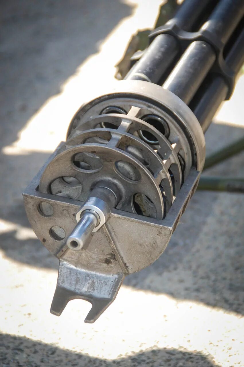 Вейп бак t12 v-12. Испаритель на миниган. Пулемет гатлинга модель. Испаритель на миниган. 58 prs миниган.