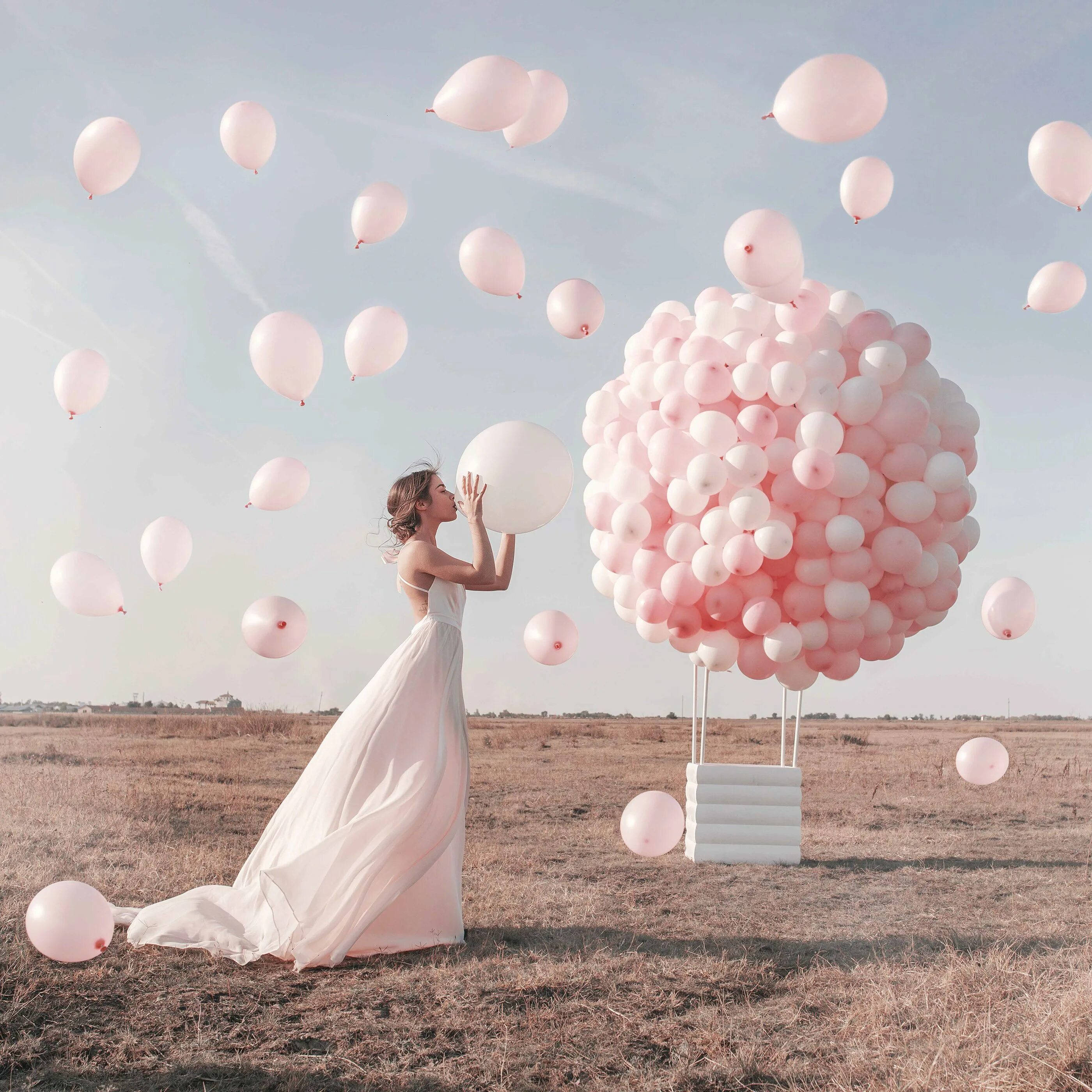 Фотосессия с воздушными шарами. Девушка с воздушными шарами. Фотосет с воздушными шарами. Фотоссесияс воздушными шарами.