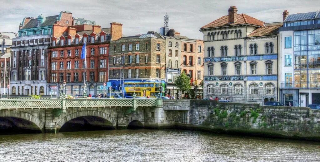 Dublin 4 ireland. Дублин столица. Река лиффи. Ирландия столица дублин. Dublin.