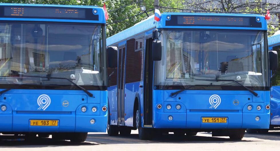 Автопарк автобусов москвы. 698 автобус маршрут. 22 синий. 698 автобус маршрут. 698 автобус маршрут.