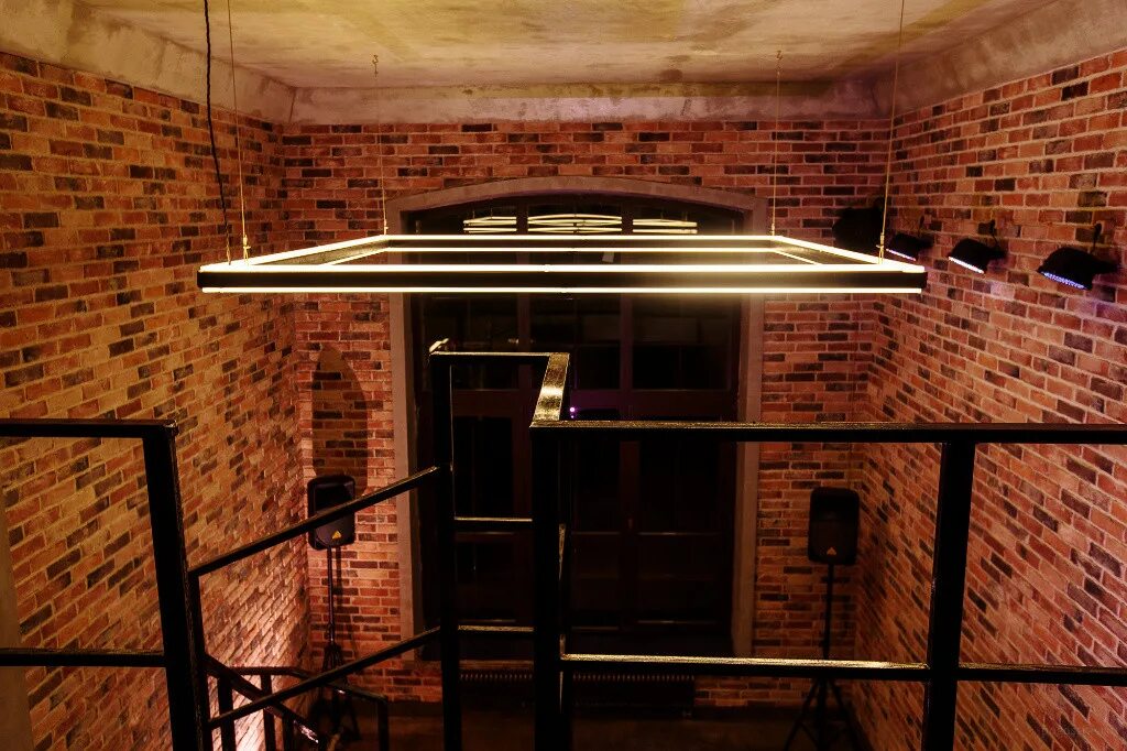 КОНФЕРЕНЦ ЗАЛЫ И ПЛОЩАДКИ В GALLERY LOFT Аренда проведение мероприятий