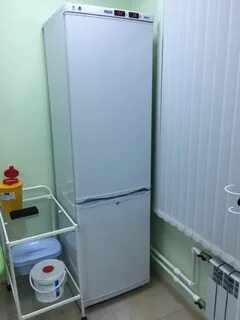 Продам двухкамерный холодильник