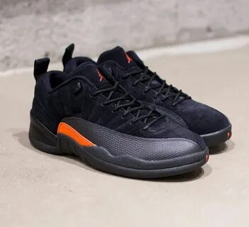 Air 12