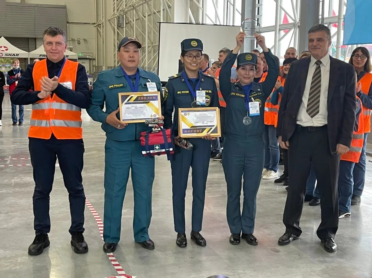 Лига пяти провинций. Награды pro anglers league. Лига профессионалов. Лига профессионалов 2021 газпром. Победители турнира pal 2017.