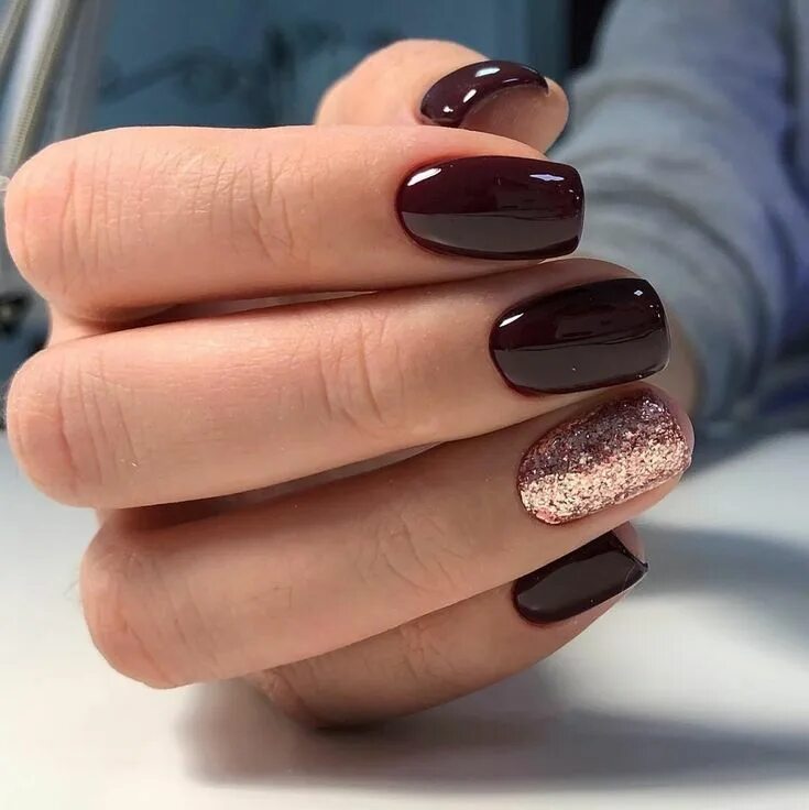 Pin on NAIL STYLE Gel nails, Gold glitter nails, Coffin nails long