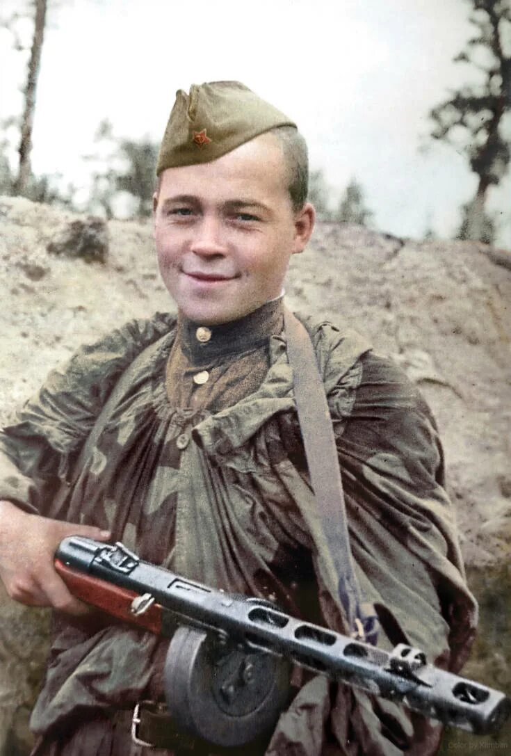 Советских солдатов