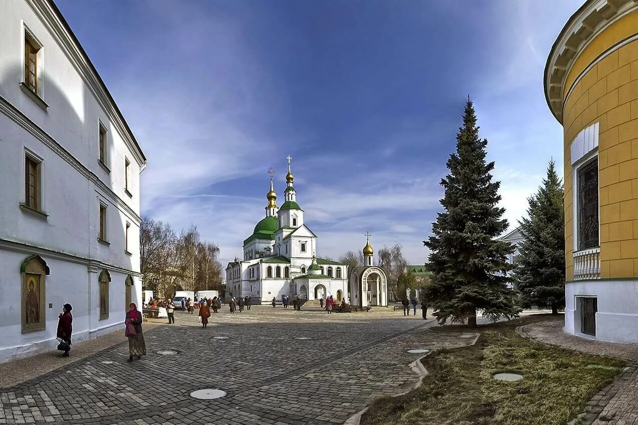 Свято даниловский монастырь. Даниловский монастырь в Москве. Данилов монастырь Даниловский вал зимой. Данилов ставропигиальный мужской монастырь. Московский Данилов монастырь храм.