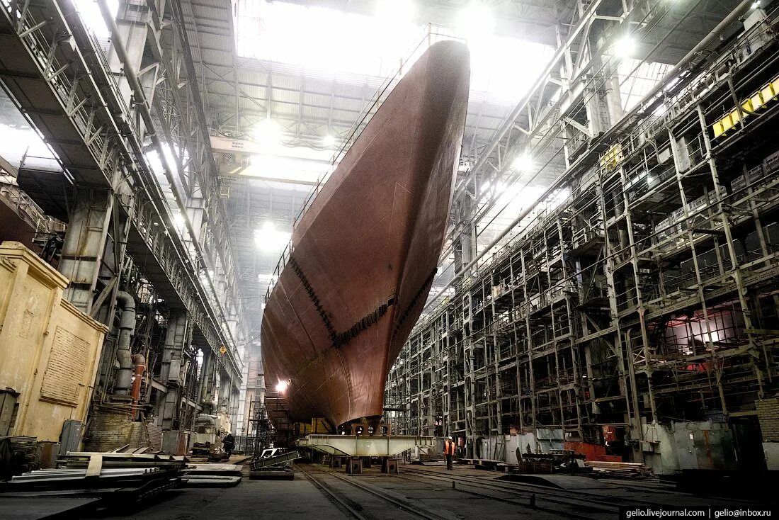 Судовая верфь. Судовая верфь. Судовая верфь. Корабль противоминной обороны проекта 12700 «георгий курбатов». Судостроительный завод пелла отрадное ленинградская область.